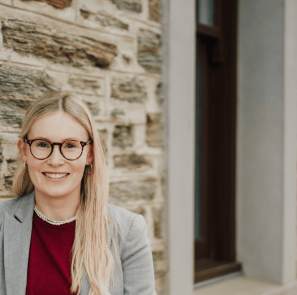 006 Mactodd Emma banner 4