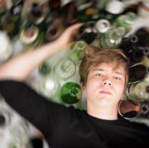 teenagers who drink face rockier transition adulthood 2
